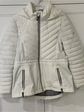 Tommy Hilfiger White Quilted Puffer Jacket with Hood